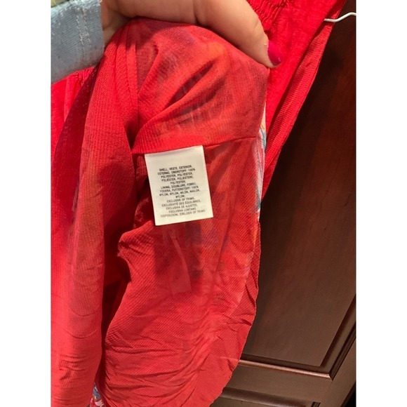 Deletta Anthropologie Blouse Women's L Red Floral Mock Neck Sleeveless Polyester - Picture 3 of 4